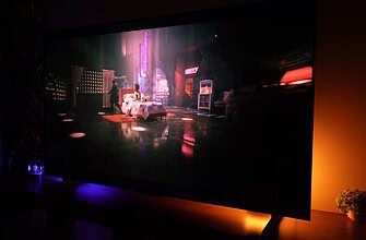 Melhores TVs custo-benefício de 43 a 50 polegadas em 2026: TCL domina ranking com Mini LED e QLED