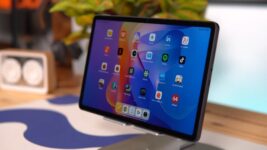 Redmi Pad 2 vale a pena em 2026? O tablet mais vendido do Brasil realmente entrega tudo isso?