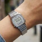 Relógio Feminino Casio Vintage Mini Ícone Retrô Prata