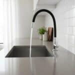 Torneira Tubo Flexível Bancada Cozinha Color Preta Luxo Cor Preto Alpha Hidrometais Torneira C65