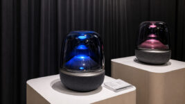 Harman Kardon Aura Studio 5 Wi-Fi chega ao Brasil com áudio Hi-Res, Wi-Fi, Bluetooth 6.0 e design premium