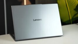 Lenovo IdeaPad Slim 3 vale a pena em 2026? Review completo das versões Ryzen 7 7735HS e Intel Core i5-13420H