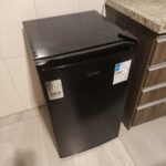 Frigobar 124 Litros Black Edition Inverter Bivolt Midea Preto