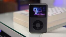 Innioasis Y1 vale a pena em 2026? Review completo do MP3 player que quer tirar você do celular