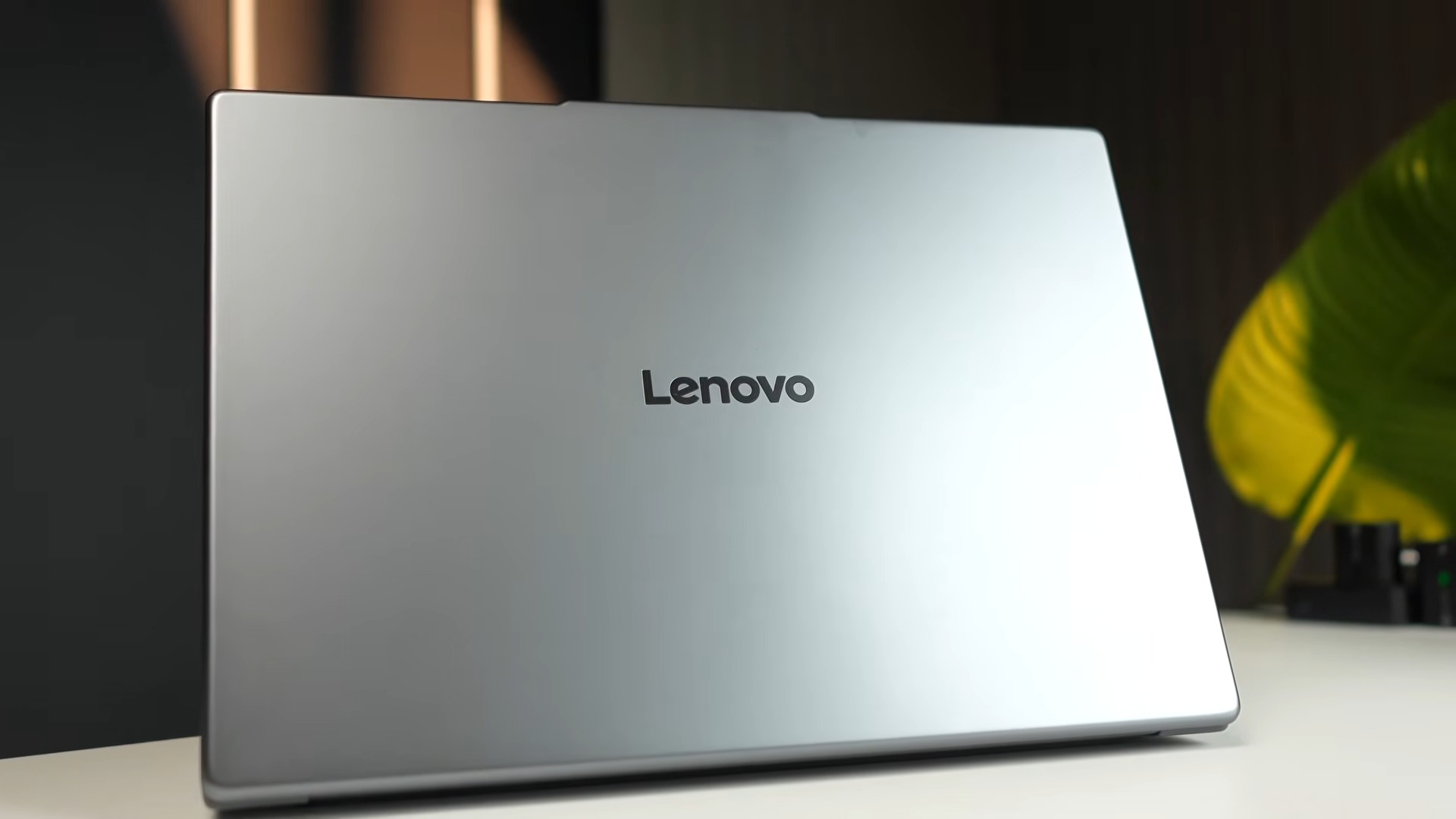 lenovo ideapad slim 3 com core 3 100u e bom teste completo desempenho jogos e upgrade de ram Lenovo IdeaPad Slim 3 com Core 3 100U é bom? Teste completo, desempenho, jogos e upgrade de RAM