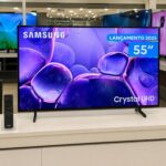 Smart TV 55" Samsung 4K UHD Crystal UHD UN55U8600FGXZD Tizen Bixby 3 HDMI