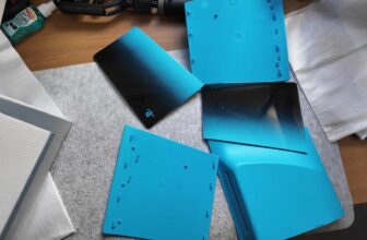 Tampas do PS5 Slim: veja como trocar, quais versões são compatíveis e se vale a pena comprar