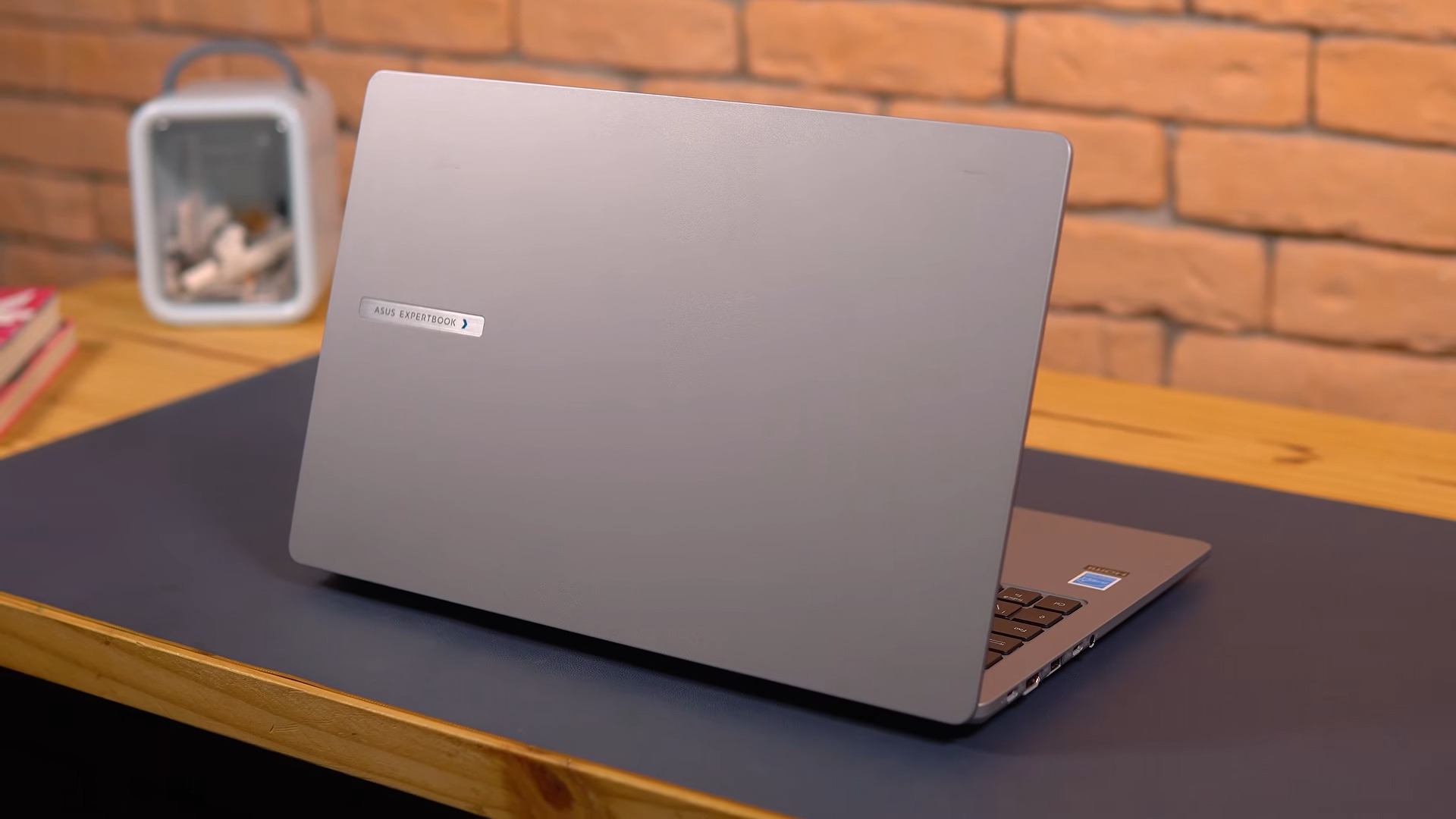 asus expertbook p1 o notebook empresarial que quer conquistar quem trabalha por conta propria ASUS ExpertBook P1: o notebook empresarial que quer conquistar quem trabalha por conta própria