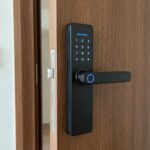 Fechadura Eletrônica Digital Bbg Smart Lock Biometria Preta