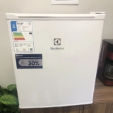 Frigobar Electrolux 47L Efficient com Controle de Temperatura Cor Branca EM50