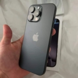 Apple iPhone 16 Pro Max (256 GB) – Titânio-preto