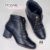 Bota Cortuno Cano Curto Modare Salto Bloco Médio Feminina