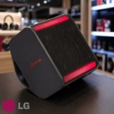 Caixa de Som LG XBOOM Stage 301, 240W, Bluetooth, IPX4, bateria 12h, Bass Boost, luzes LED, entrada óptica e USB