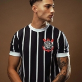 Camiseta Corinthians Retrô Escudo Bordado Masculina – Coimbra