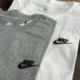 Camiseta Nike Sportwear Club – Masculina