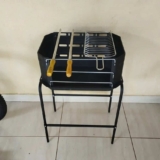 Churrasqueira Móvel Pro Tork De Aço Grill + Grelha + Espetos Cor Preto