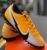 Chuteira Society Nike Mercurial Vapor 13 Club TF – Laranja+Preto