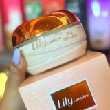 Creme Acetinado Hidratante Desodorante Corporal Lily Lumière 250g