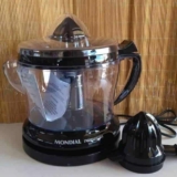 Espremedor de Frutas Mondial E-02 Premium – Elétrico 30W 1,25L Automático