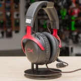 Headset Gamer Sem Fio HyperX Cloud III, Drivers 53mm, Wireless, Multi Plataforma, Preto e Vermelho – 77Z46AA