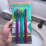 KESS Pack com 3 Escovas Dentais Pro Extra Macias