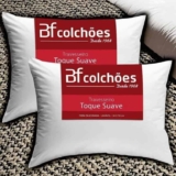 Kit 2 Travesseiros 50x70cm Antialérgico Lavável Fibra Siliconada Macio – BF Colchões