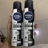 Kit NIVEA Desodorante Aerosol Men Black&White Invisible – 2 unidades