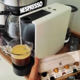 Nespresso Cafeteira Essenza Mini Branca 220V