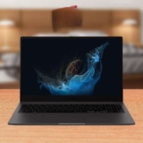 Notebook Samsung Book2 NP550XED-KT3BR Intel CORE I3 1215U 4GB 256 GB SSD Tela 15.6″ Full HD LED Antirreflexiva Windows 11 Home