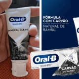 Oral B Pasta de Dente 3D White Mineral Clean com Carvão de Bambu, Fórmula de Carvão Natural, Com Flúor, 53 ml