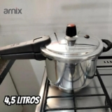 Panela De Pressão Fechamento Externo Polida 4,5 Litros Cor Prateado