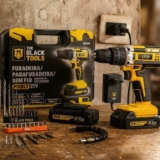 Parafusadeira Furadeira De Impacto The Black Tools Profissional TB-21PX 2 Baterias Com Maleta 60Hz Amarelo