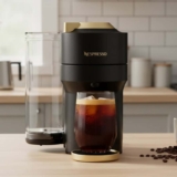 Cafeteira Nespresso Vertuo Pop+ Preta E Dourada