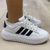 Tênis Plataforma Grand Court adidas
