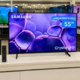 Smart TV 55″ Samsung 4K UHD Crystal UHD UN55U8600FGXZD Tizen Bixby 3 HDMI