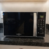 Micro-ondas Britânia BMO38 33 Litros, Limpa Fácil, 1400W, 110V, Preto