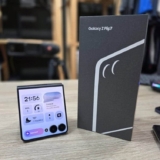 Samsung Galaxy Z Flip7 5G 512GB 12GB RAM, Galaxy AI Preto