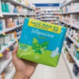 Sempre Livre Absorvente Externo Adapt, Suave, com Abas, 32 unidades