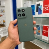 Smartphone Motorola Moto G67 5G – 128GB 12GB (4GB RAM + 8GB RAM Boost) camera 50MP Sony Lytia 600, tela 1.5K extreme Amoled 120hz, ultrarresistente – Verde Claro