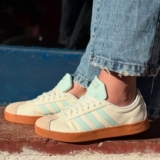 Tênis Adidas VL Court Base Feminino