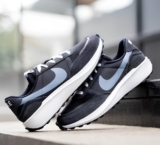 Tênis Nike Waffle Debut Masculino