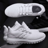 Tênis Ultimashow adidas