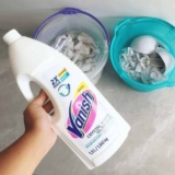 Tira Manchas Vanish Líquido Crystal White para roupas brancas 1,5L