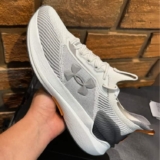 Under Armour Charged Hit Se Hit Se Masculino 6001194