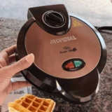 Waffle Maker, Mondial, Preto/Inox, 1200W, 110V – GW-01